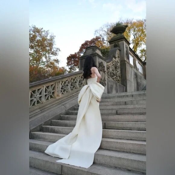 Rachel Gilbert Romy White Gown AU2/US4 - Picture 6 of 16